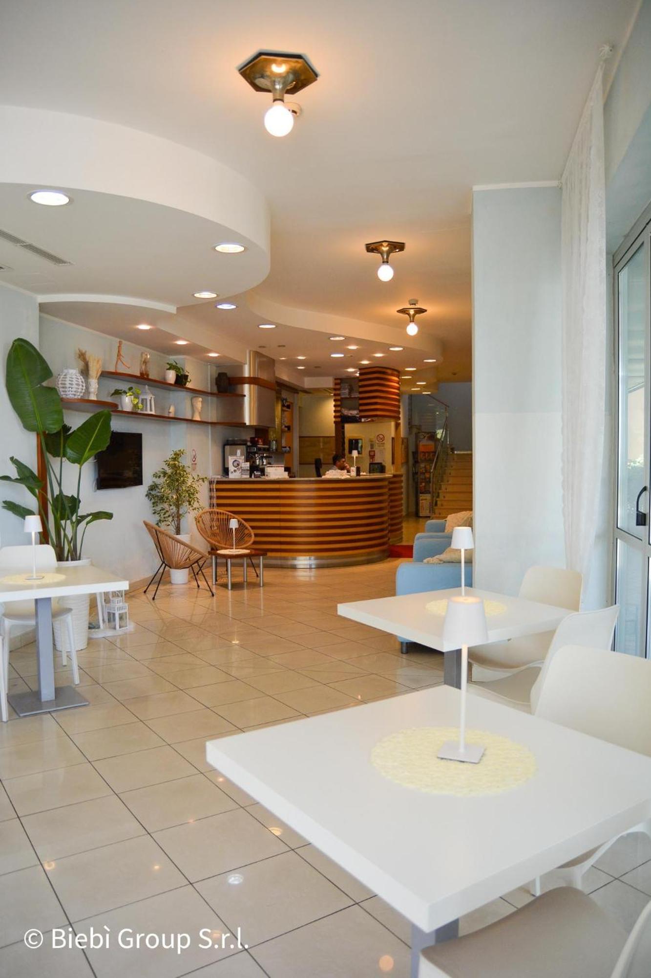 Hotel Giorg - Waterpark Included Rimini Exterior foto